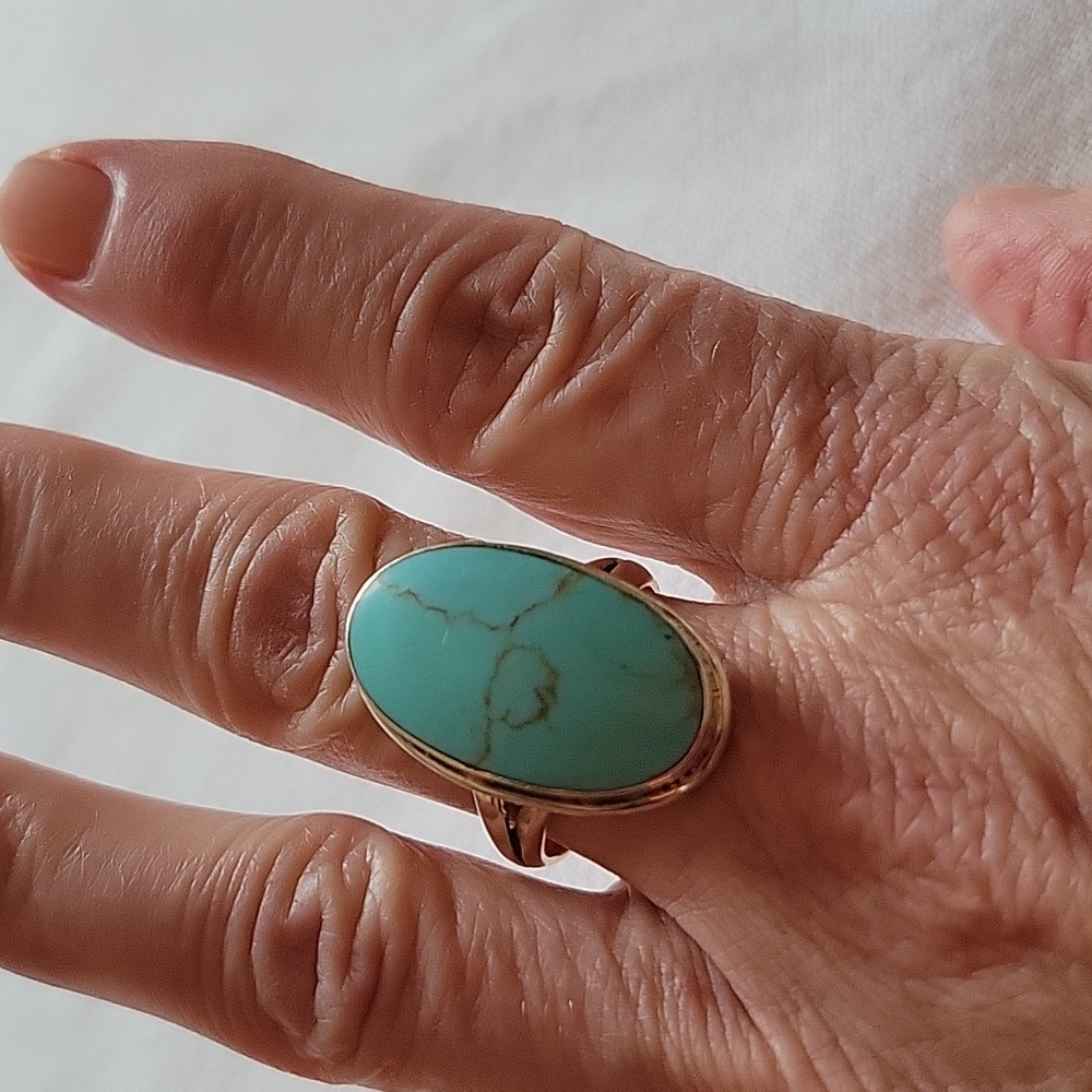 925 silver ring with aqua stone